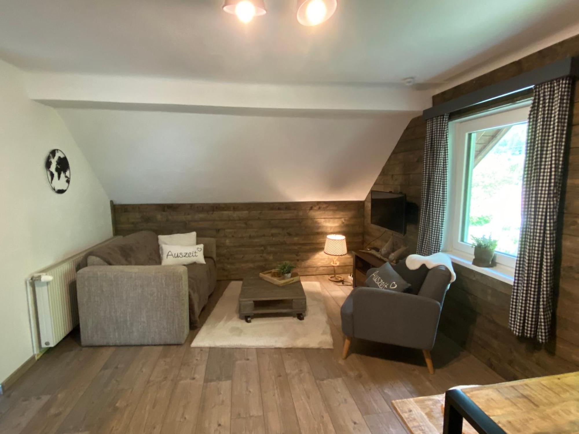 Appartement Felsblick Ferienhaus Fuenf Sinne Dobriach Exterior photo